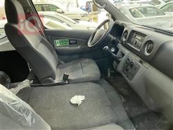 نيسان اورفان